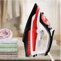 Потужна електрична праска Hoffmans HM-9031 2800W з керамічною підошвою, паровим ударом та вертикальним відпарюванням