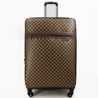 Чемодан Тройка 666-15 набір стильних валіз з екошкіри, 3 розміри, 4 колеса, надійний для подорожей